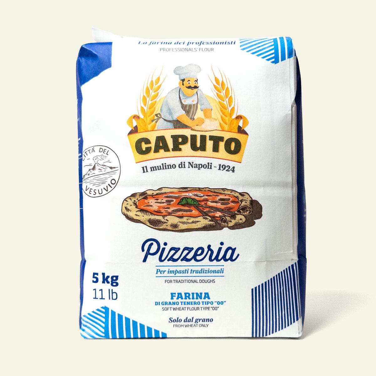 Caputo Pizzeria tipo 00 mel 5 kg pose